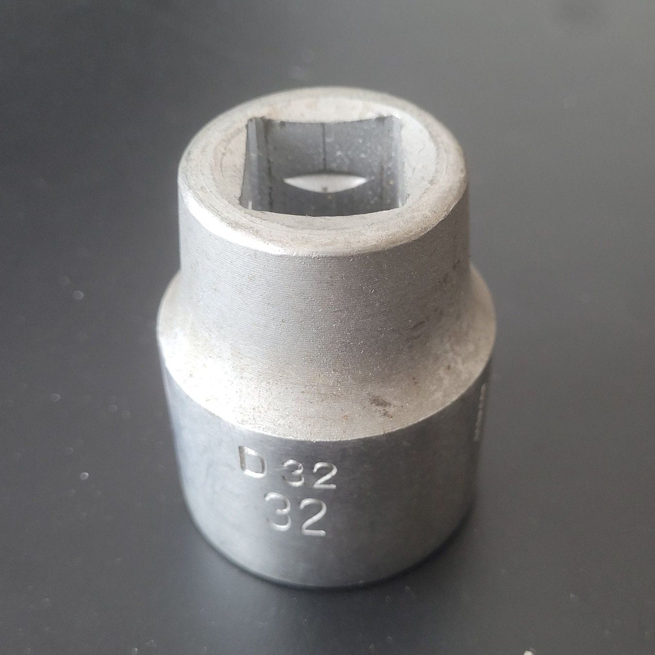 Gedore Tous les outils: Steckschlüsseleinsatz 3/4" 32 mm – D'occasion à Thun par RoderThun 1