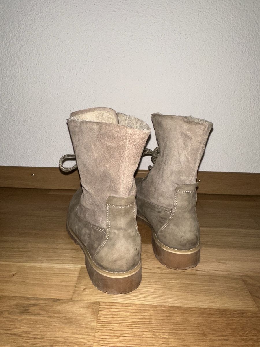 Tamaris Damenschuhe: Winterstiefel Tamaris Gr. 43 – Gebraucht aus Veltheim AG von KimiSinger 1