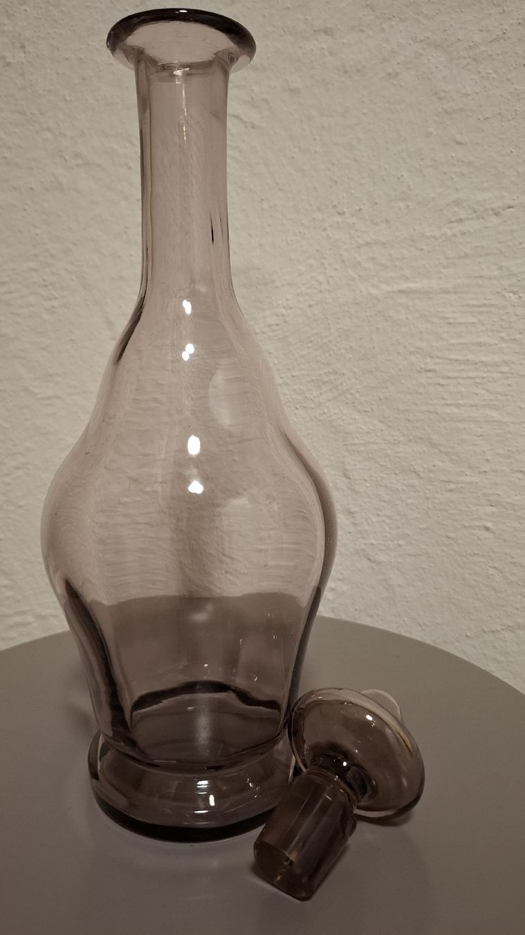 Carafes: Karaffe mit Stopfen Glas Rauchglas – D'occasion à Winterthur par DanielaB07 1