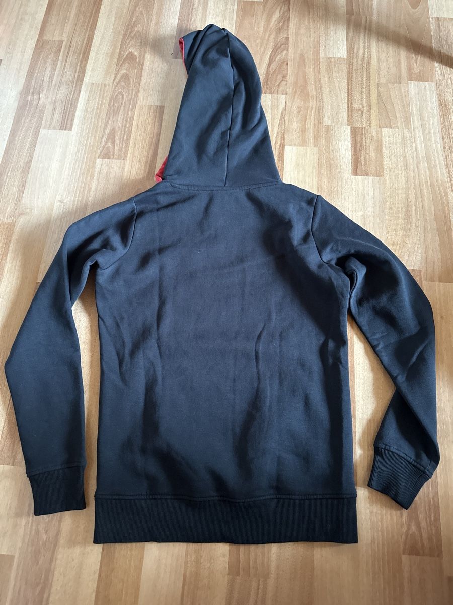 Maglioni & Felpe: Mickey Mouse Hoodie, Gr. S, einf. Brustweite 46 cm – Usato da St. Gallen venduto da mai_2lcj 1