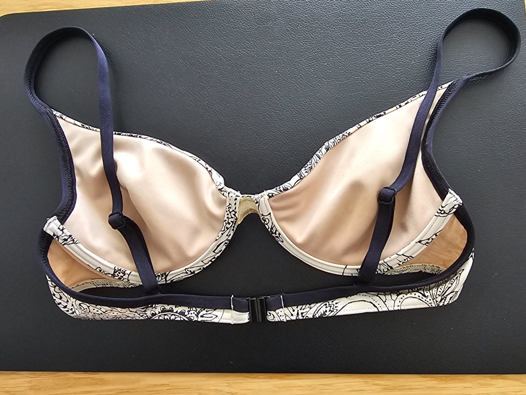 Triumph Costumi da bagno & Bikini: Bikini von Triumph Grösse 38/75B – Nuovo (secondo la descrizione) da Kleindöttingen venduto da wsu_95mw 3