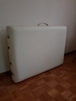 Gepflegte, neuwertige Massageliege - Ideal für Zuhause!