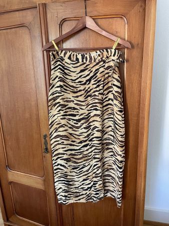 Eleganter Rock mit Animal/Tigerprint – Gr. 40