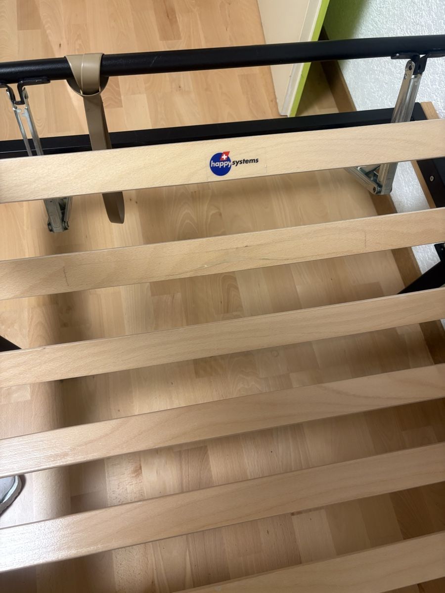 Betten: 2X Sommier bois 90x200cm – Gebraucht aus Vuadens von Natata88 1