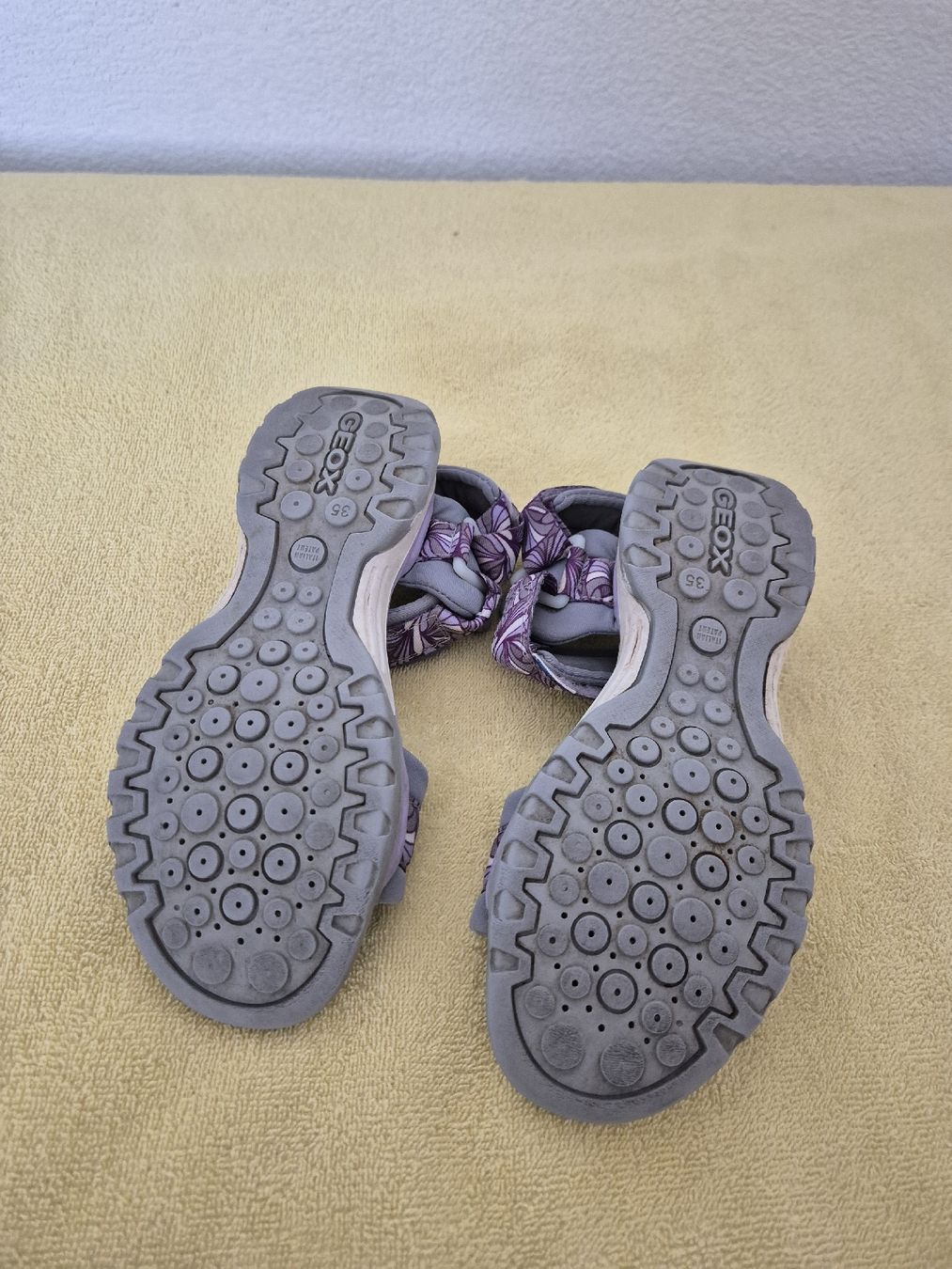 Geox Chaussures femmes: Sandale – D'occasion à Hörhausen par Nuage81 3