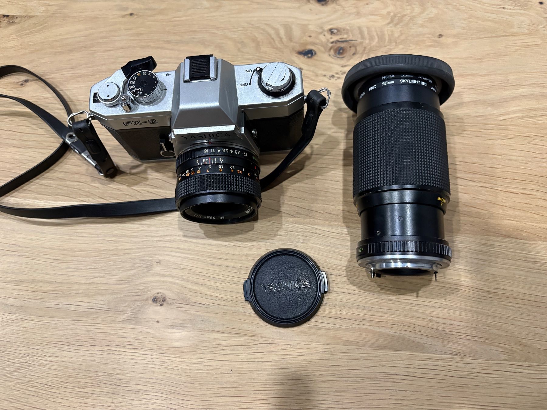 Yashica Fotocamera: YASHICA FX - 2 Camara + 2x Objektiv – Difettoso da Lausen venduto da sen_jm7c 4