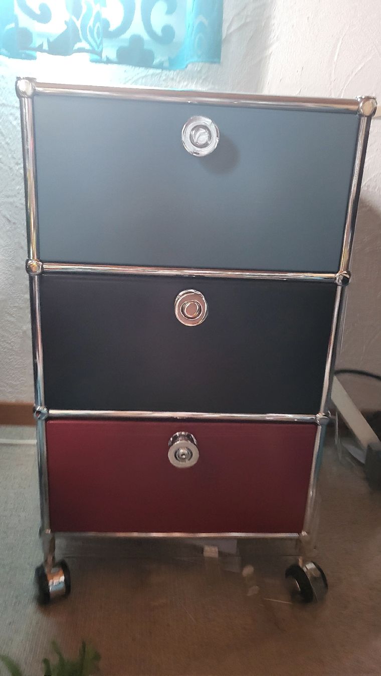 Banconi: Flexcube  ( Micasa ) Rollcontainer mit 3 Schubladen in Farbe – Nuovo (secondo la descrizione) da Ebmatingen venduto da LaPassiflora