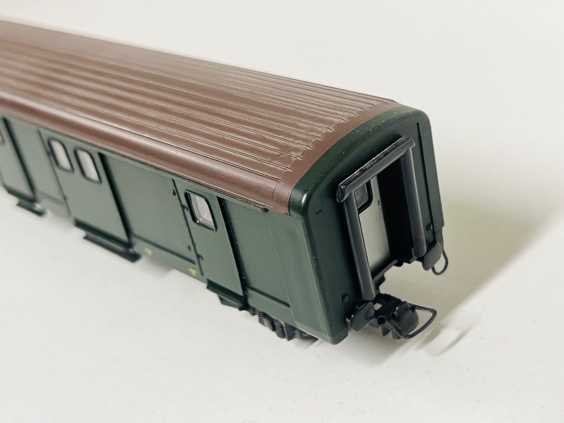 Roco Modellini di ferrovie: Roco SBB Gepäckwagen   H0 DC – Difettoso da Geroldswil venduto da TopTrain54 3