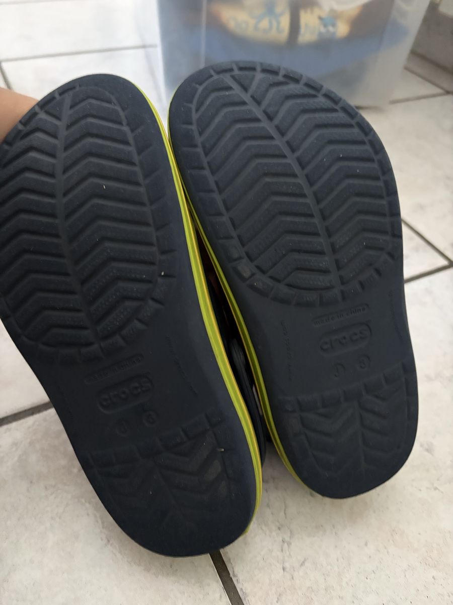Crocs Schuhe für Jungen: Crocs Clogs Kinder Gr. 34 / 35 Marine – Gebraucht aus Sevelen von gsandax 2