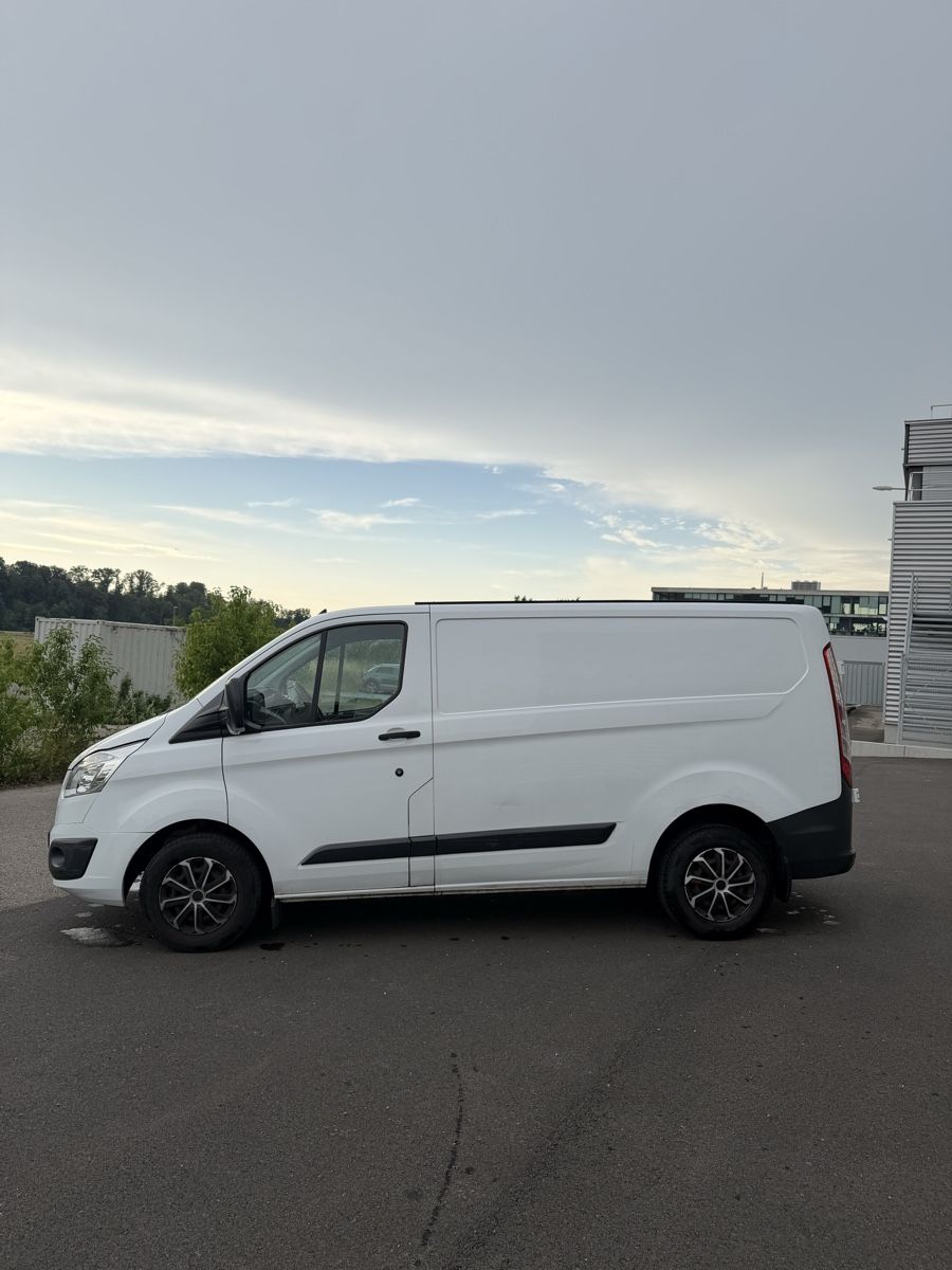 Ford Veicoli commerciali: Ford Transit Custom  – Usato da basel venduto da Dio10 1