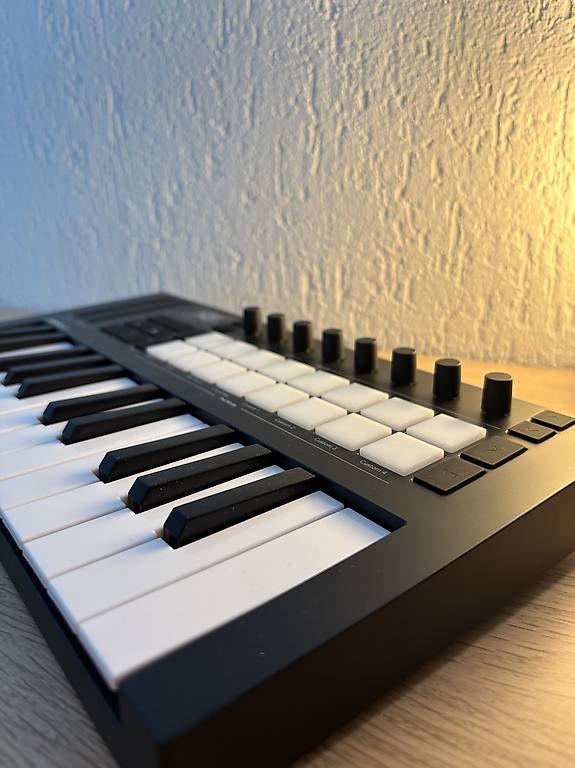 Novation Strumenti musicali: LAUNCHKEY MINI 25 MK4 – Usato da Berikon venduto da ram_b8s8 3