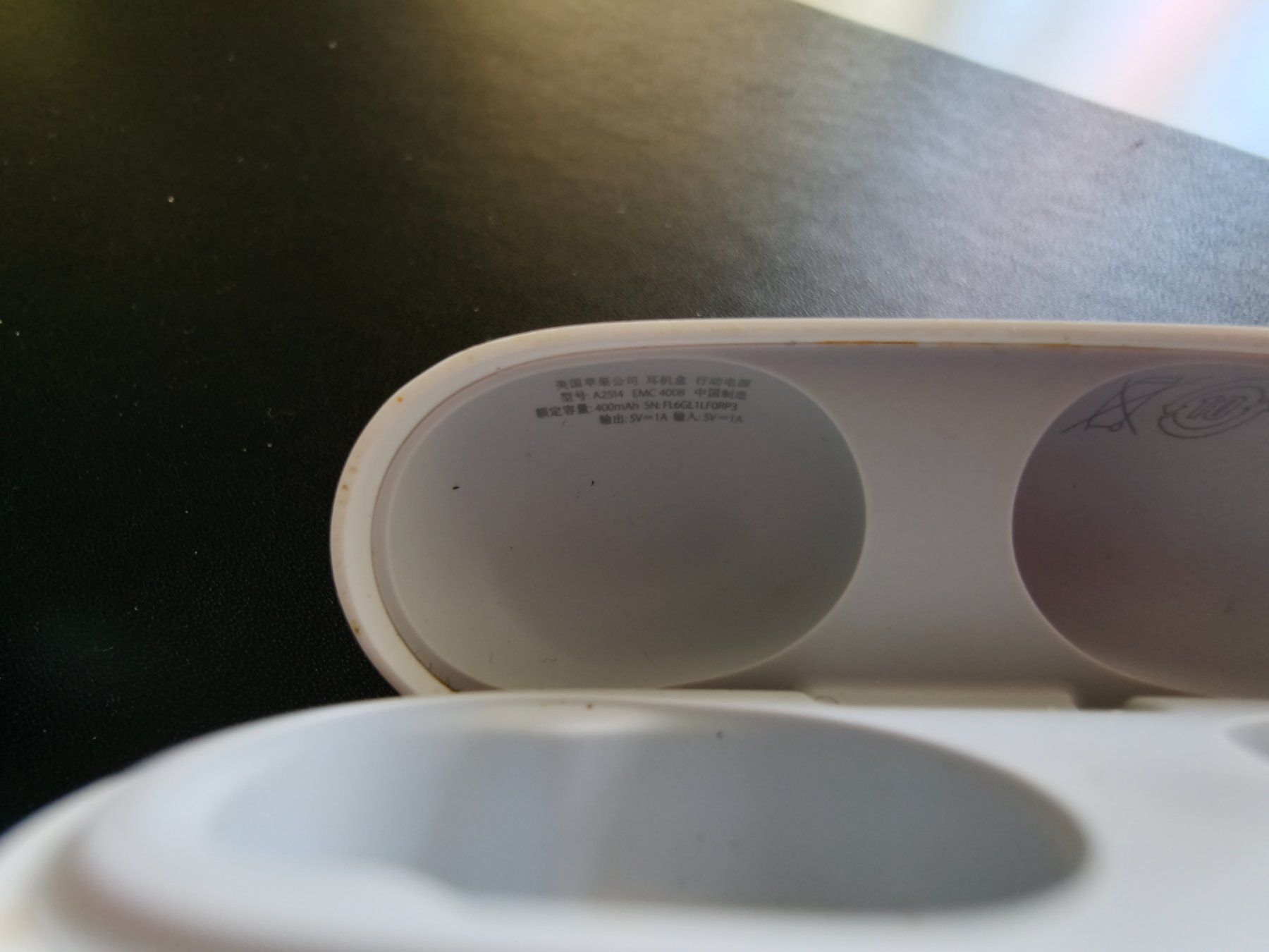 Beats Cuffie: Beats Studio Buds charging case white used – Usato da Zürich venduto da liy_7ttc 5
