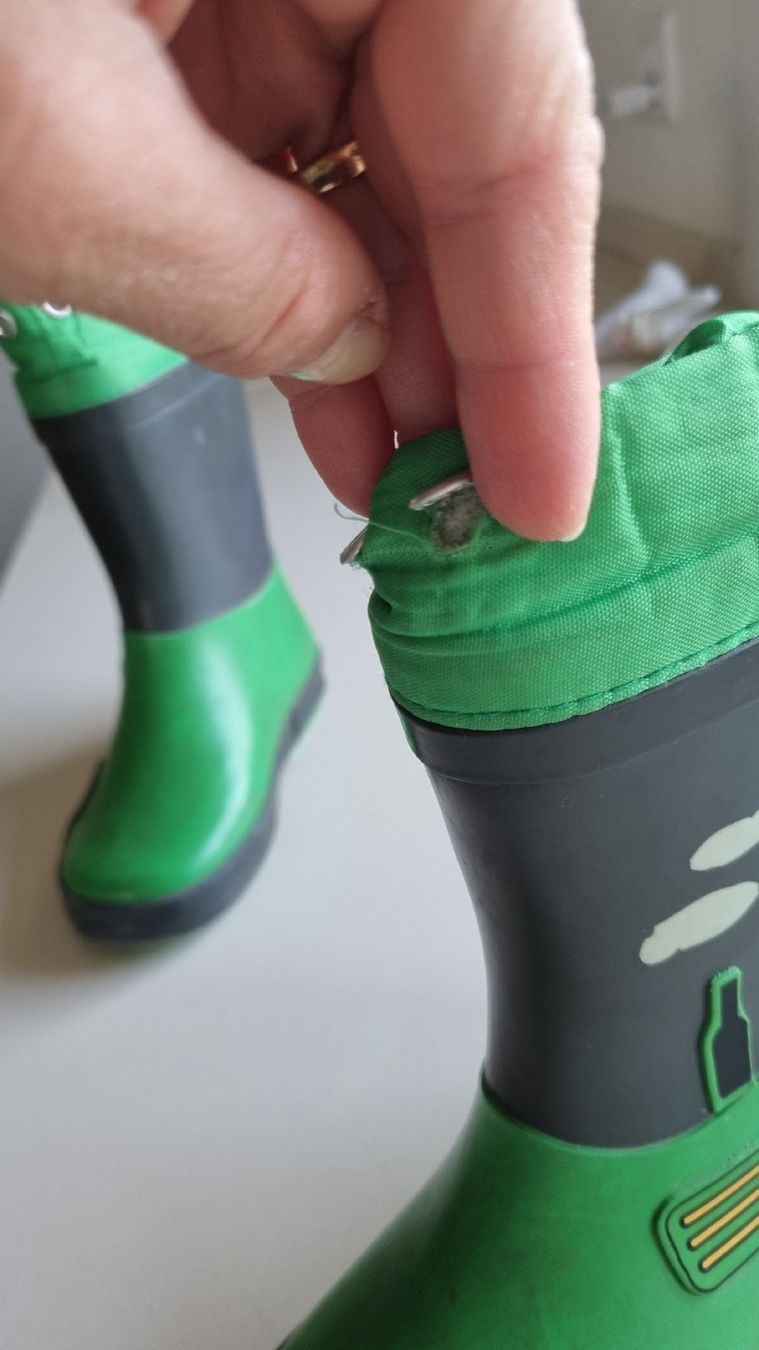 Scarpe per ragazzi: Botte de pluie garçon – Usato da Ferpicloz venduto da Clicli014 4