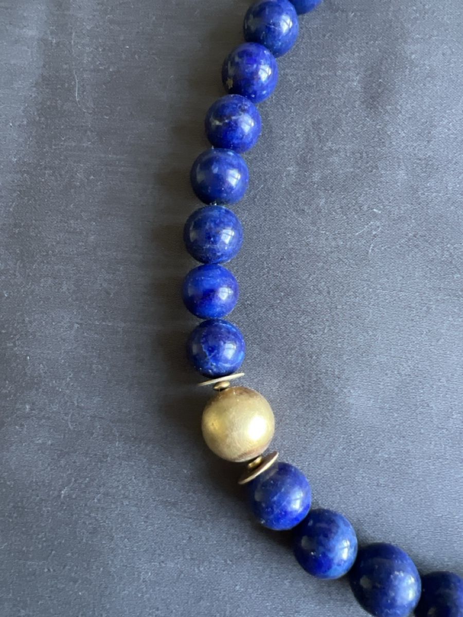 Catenine: Echte Lapislazuli Kette mit goldfarbenen Elementen – Usato da Urtenen-Schönbühl venduto da sab_w22t 2