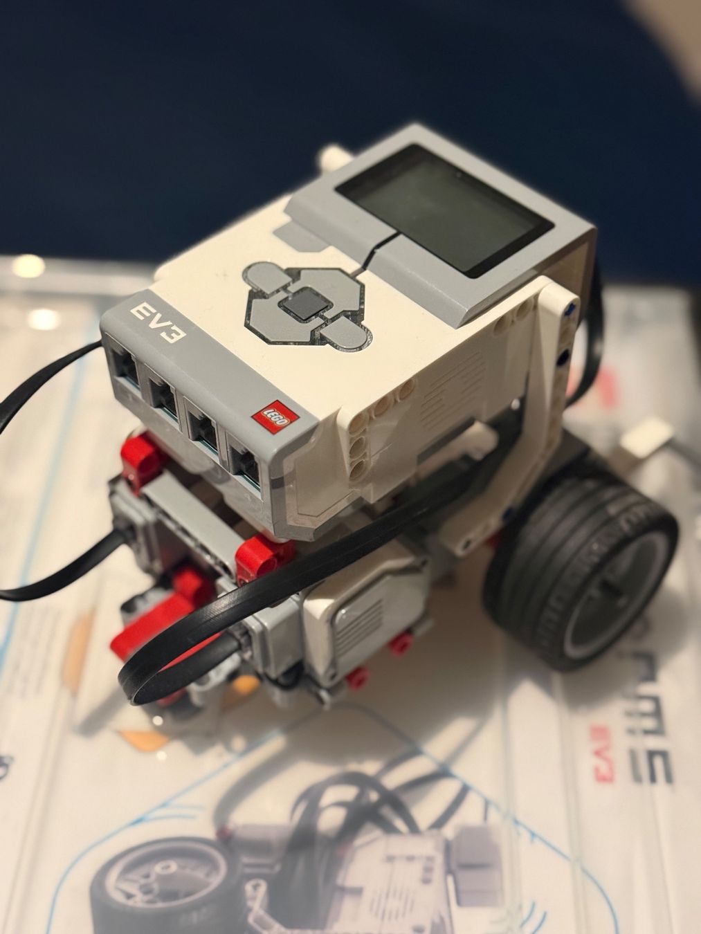 Lego Kit di costruzioni: LEGO Mindstorms Education EV3 Basis-Set und erweiterung – Usato da Biel/Bienne venduto da schaerli376 1