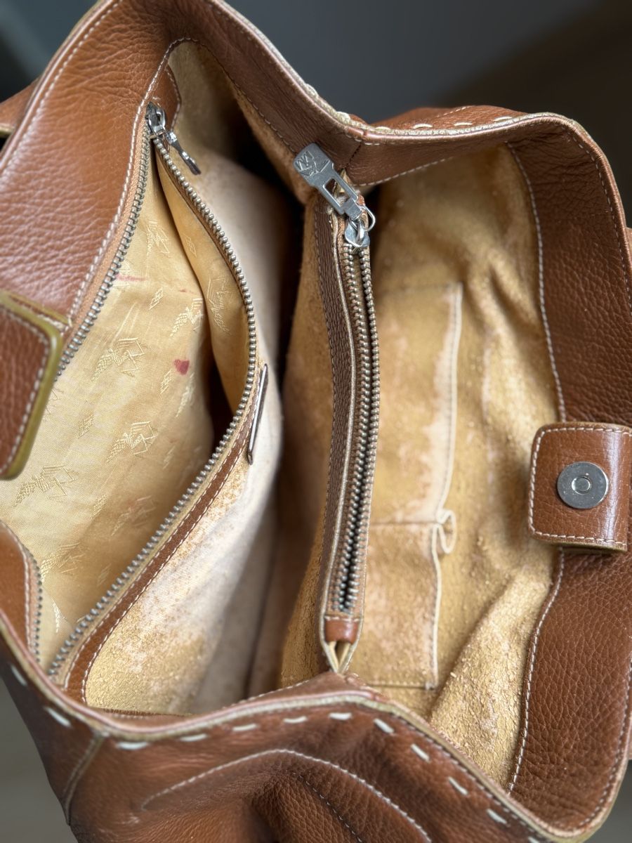 Maison Mollerus Borse da donna: Millerus Schultertasche (Futter defekt) – Usato da Birmensdorf ZH venduto da elibela 2