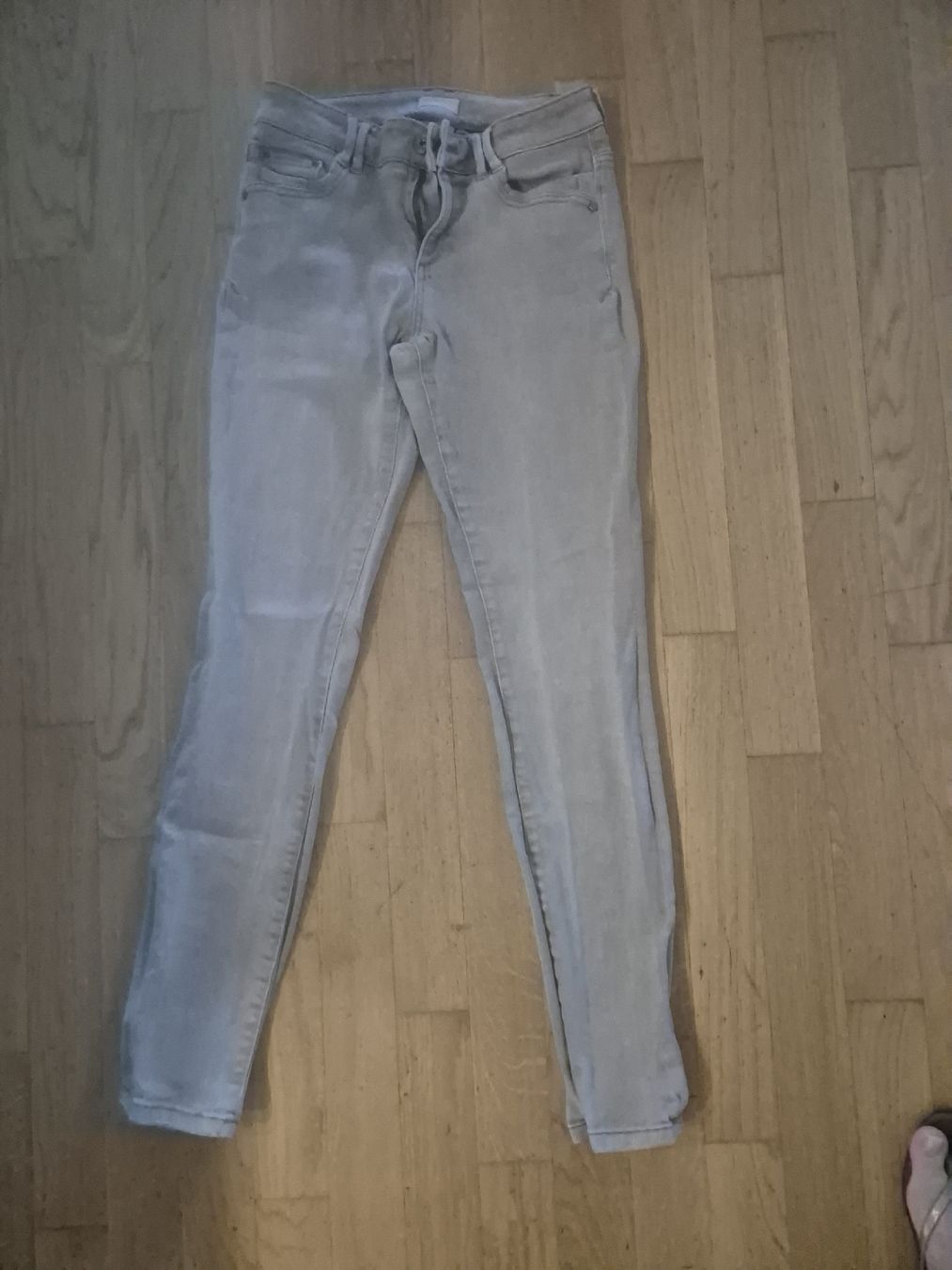 Esprit Jeans: Esprit Cream Women's Jeans, Size 36 – Usato da Basel venduto da and_zvv7