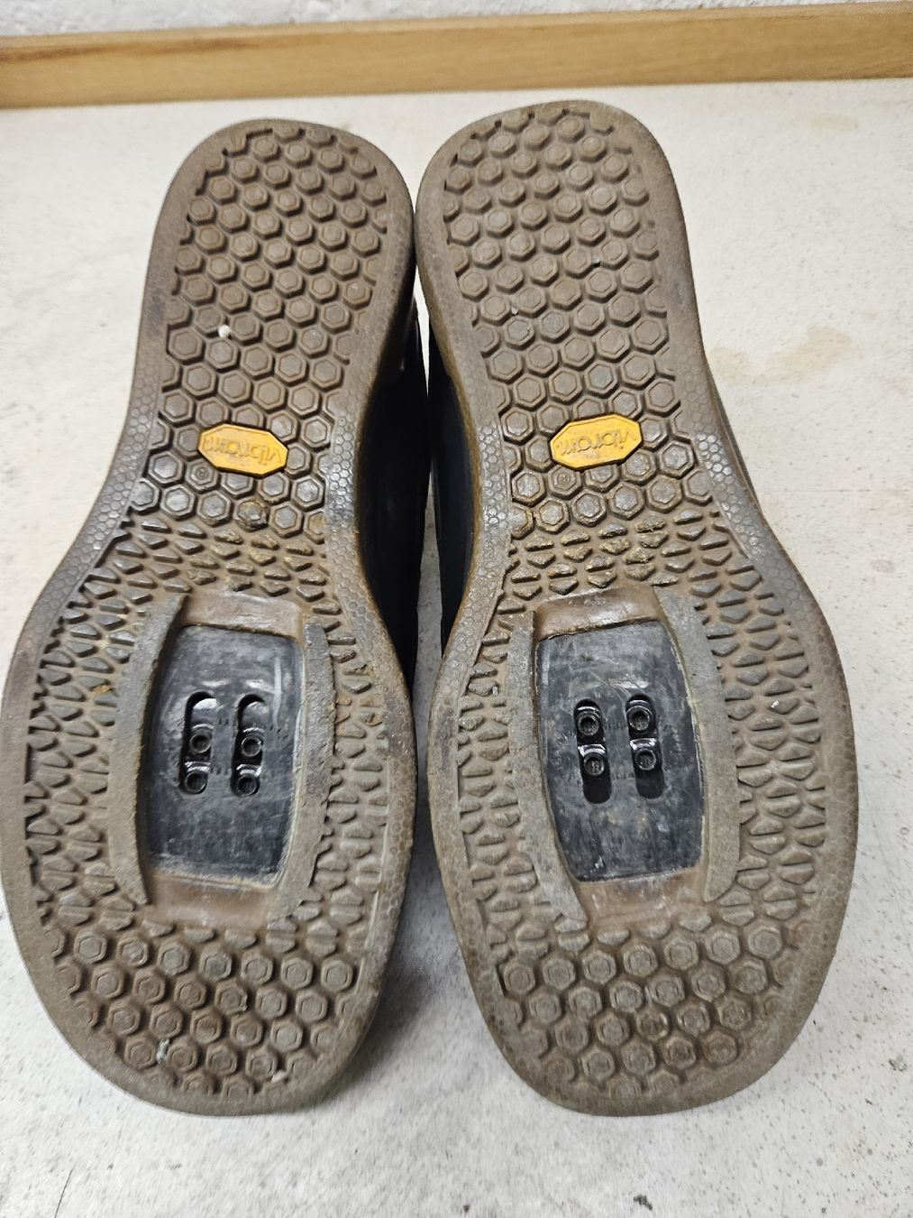 Herrenschuhe: Giro MTB Schuhe – Gebraucht aus Mühlethurnen von Narr 4