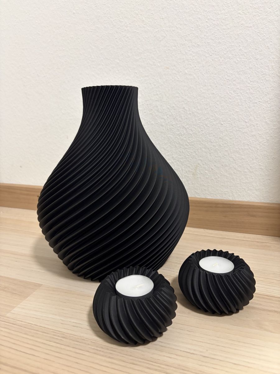 Tutte le decorazioni: 3D Blumenvase SET (Neu) Schwarz – Nuovo (secondo la descrizione) da Zuchwil venduto da dor_m2xk