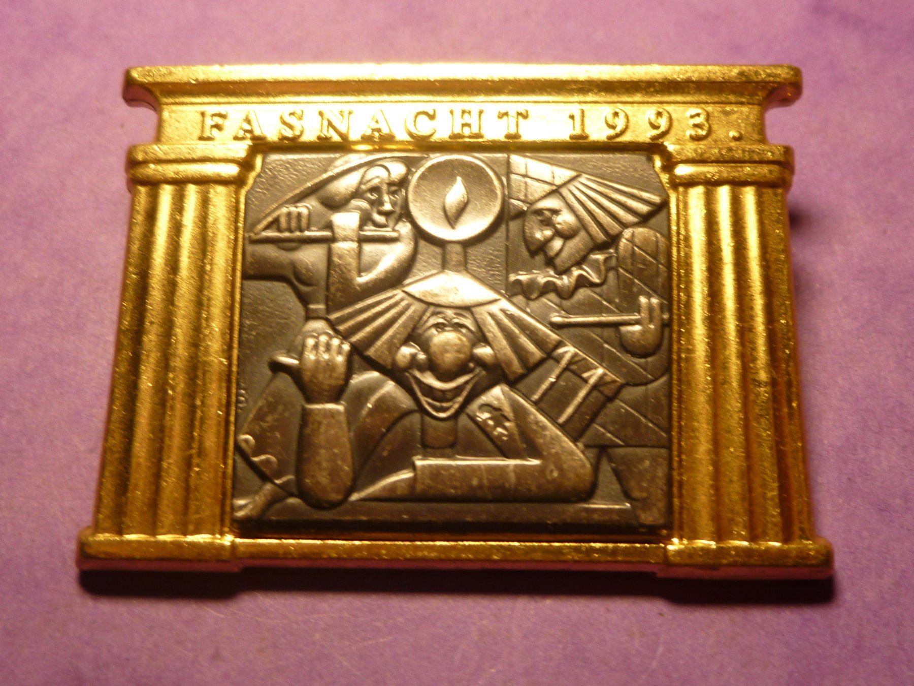 Placchette & Badge: BASEL 1993 GOLD – Usato da Ried (Muotathal) venduto da Mandarin02