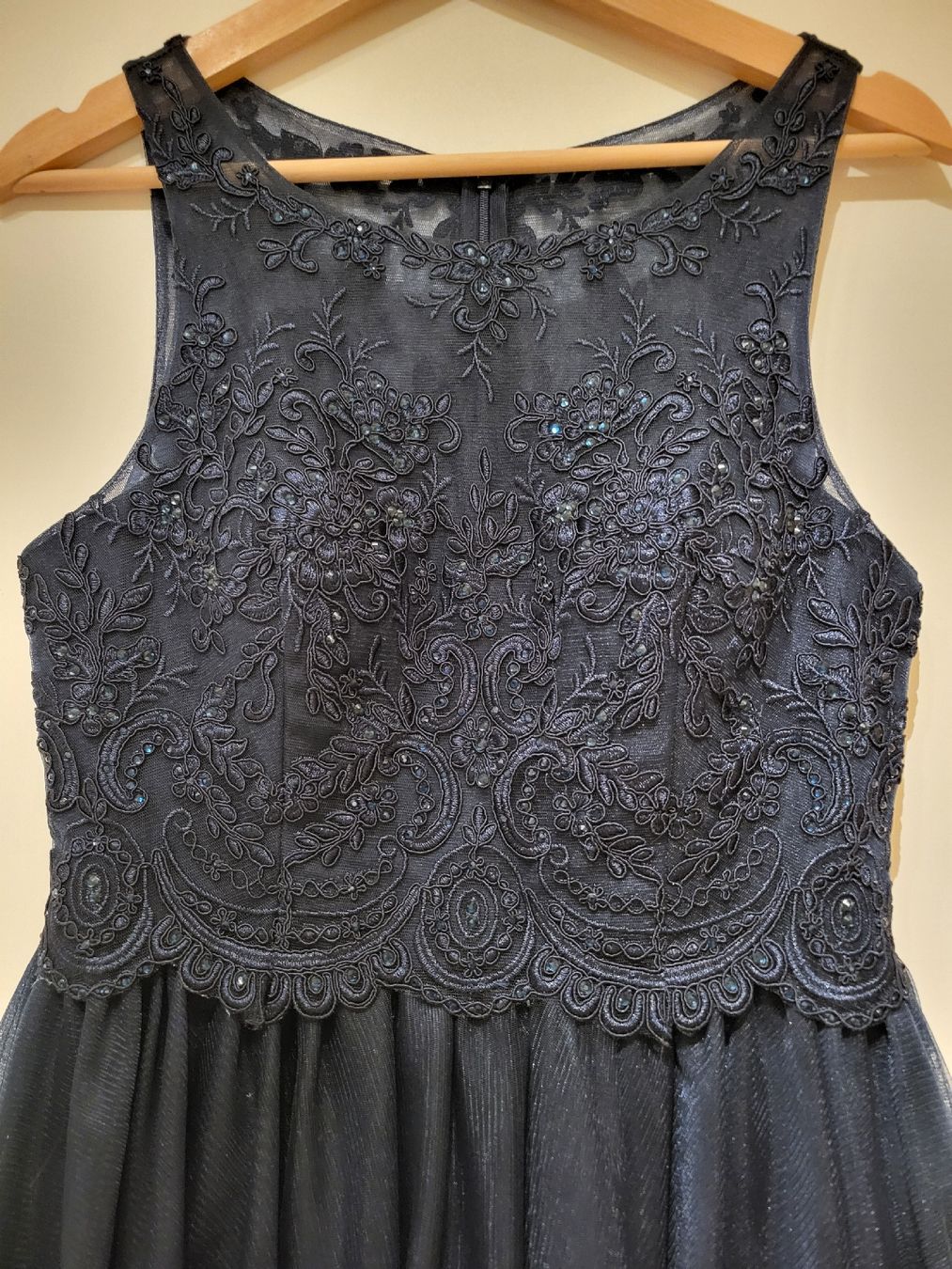 Vestiti: Abendkleid Knielang Gr.38  – Usato da Thun venduto da Schnabel2.0 1
