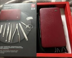 Ensemble manucure Zwilling Premium rouge, parfait pour l'hiv