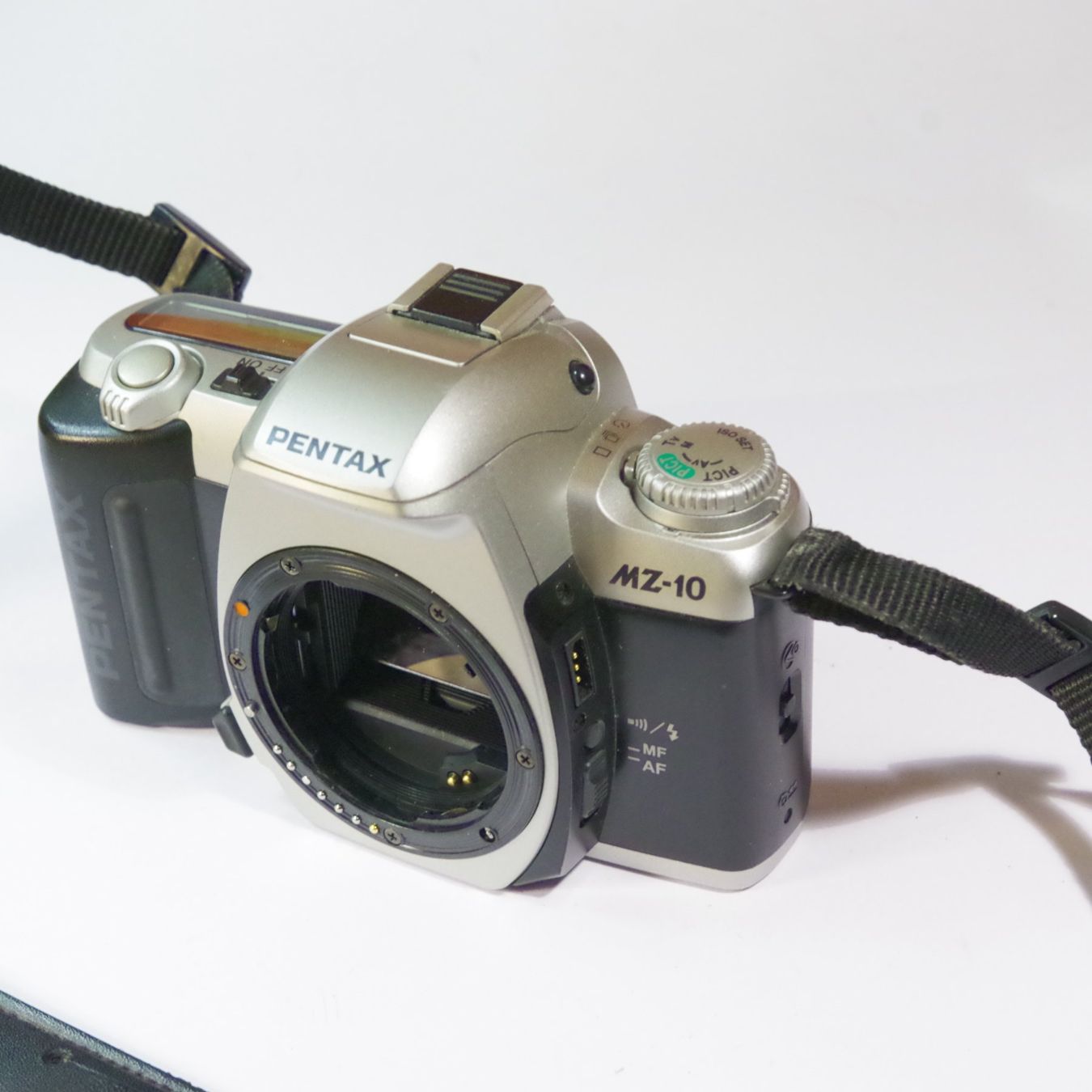 Pentax Fotocamera: Pentax MZ-10 Analoge Spiegelreflex – Usato da Erlinsbach venduto da foto_5018 2