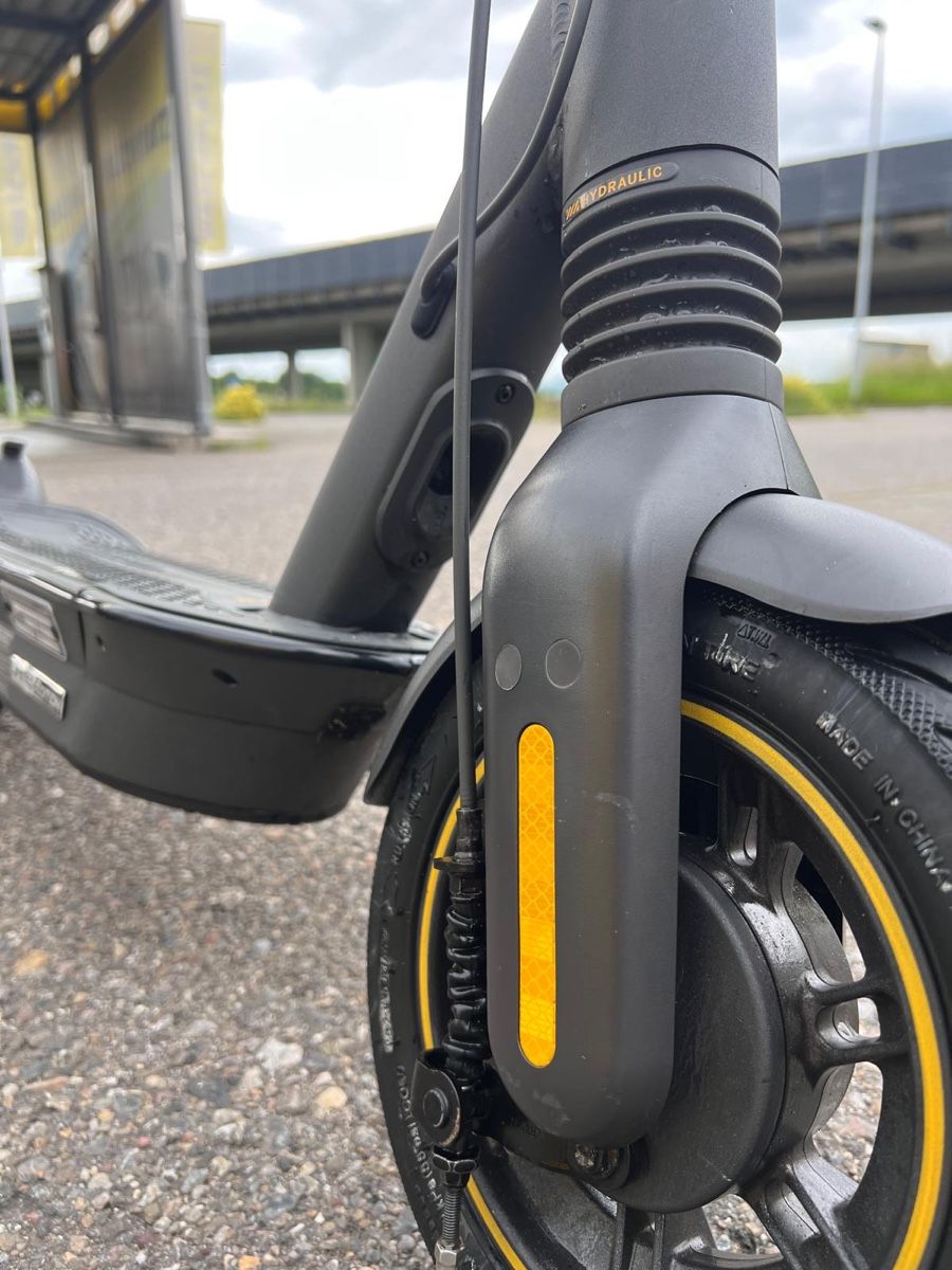 Voiturettes électriques: E- scooter ninebot – Défectueux à Herisau par debora9 5