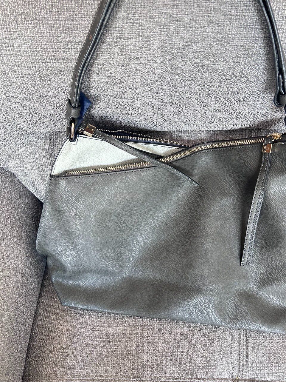 Borse da donna: Borsa Carpisa Bicolore (Blu/Grigio) – Usato da Giubiasco venduto da LorisVale 7