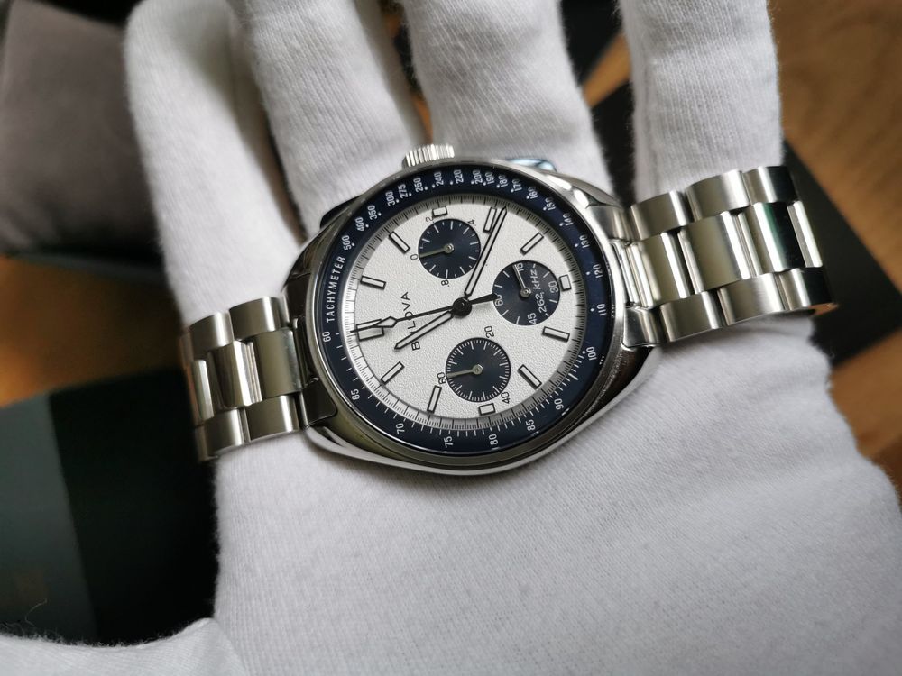 Bulova Lunar Pilot 43mm - Panda Blau Weiss | Kaufen auf Ricardo