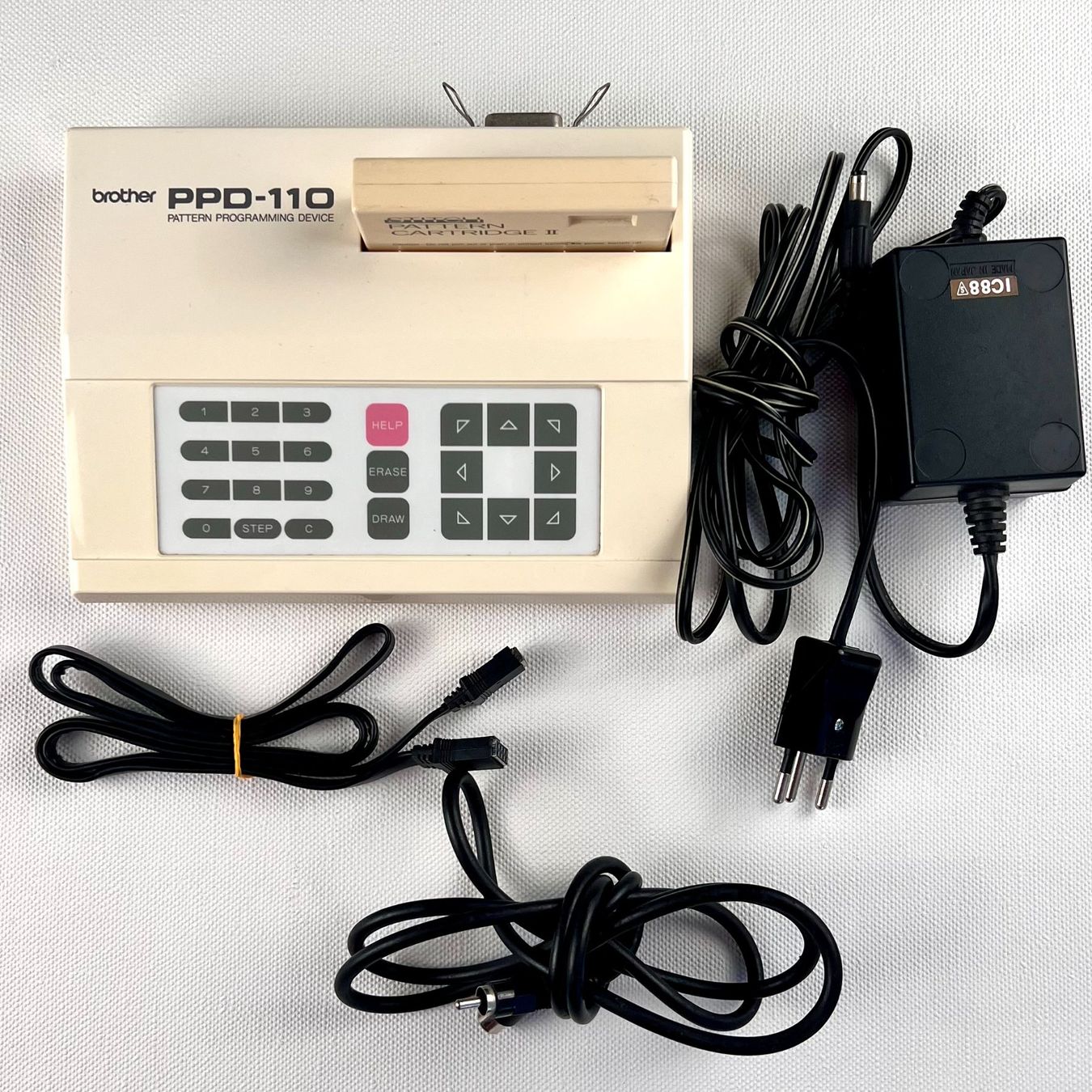 Brother Macchine da cucire: Brother PPD-110 Pattern Programming Device Strickmaschine – Usato da Plons venduto da Zimpfer 2