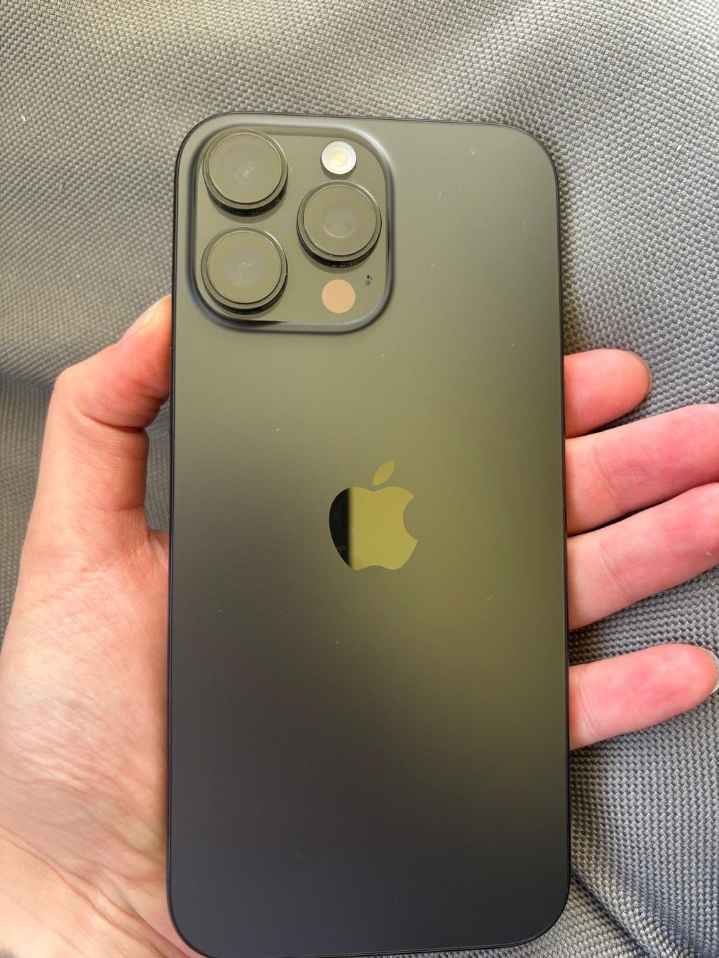 Apple Handys / Smartphones: iPhone 16 Pro Max 256GB – Gebraucht aus Urdorf von teo_d9zz 1