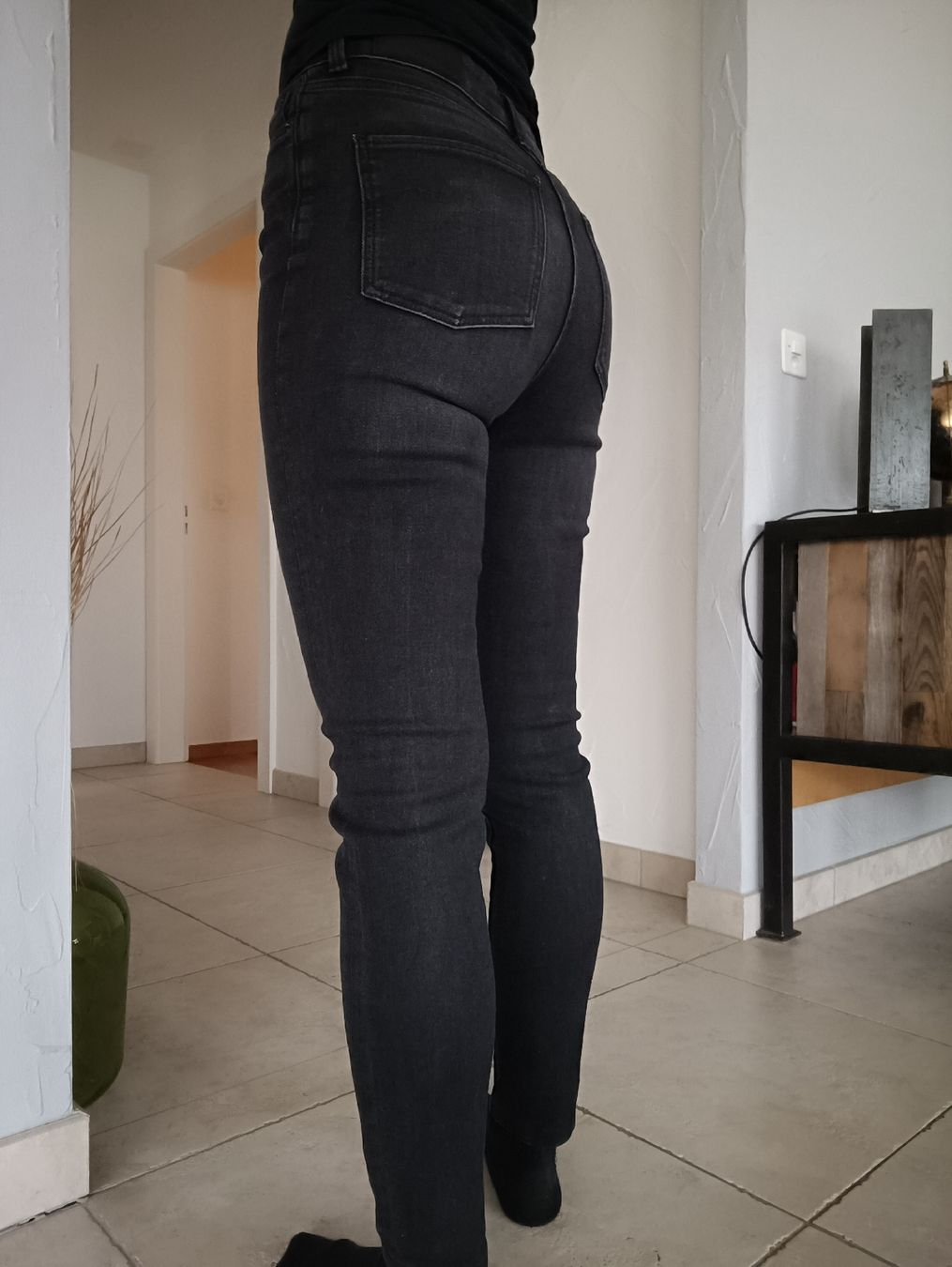 C&A Jeans: JEAN C&A NOIR USE  TAILLE HAUTE 34 – Gebraucht aus Sierre von shirley04 2