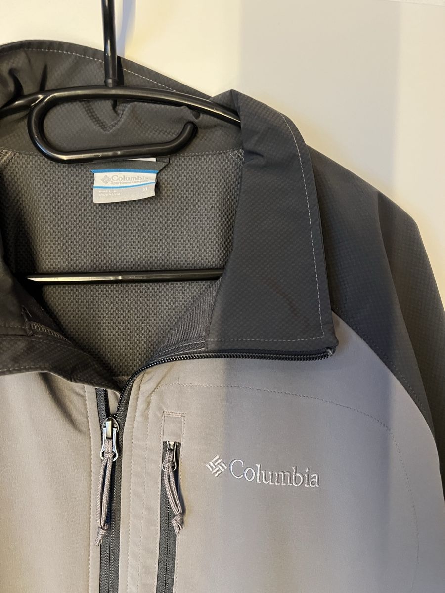 Columbia Giacche: Columbia Softshell Jacke, Grau/Schwarz, Grösse XL – Usato da Langenthal venduto da Alperose_5 1