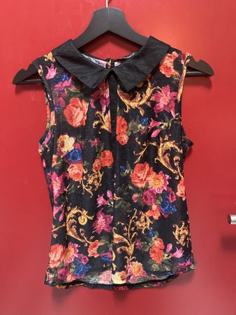 Elegant Floral Blouse - Atmosphere Size S - Black