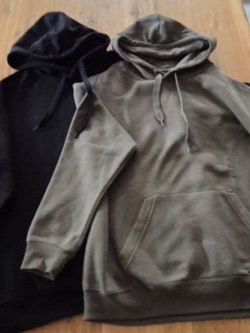 Lotti di vestiti: L / 40-42 - Grösse, 2er SET Kapuzenpullover für Damen – Usato da Nottwil venduto da echtMOMO 1