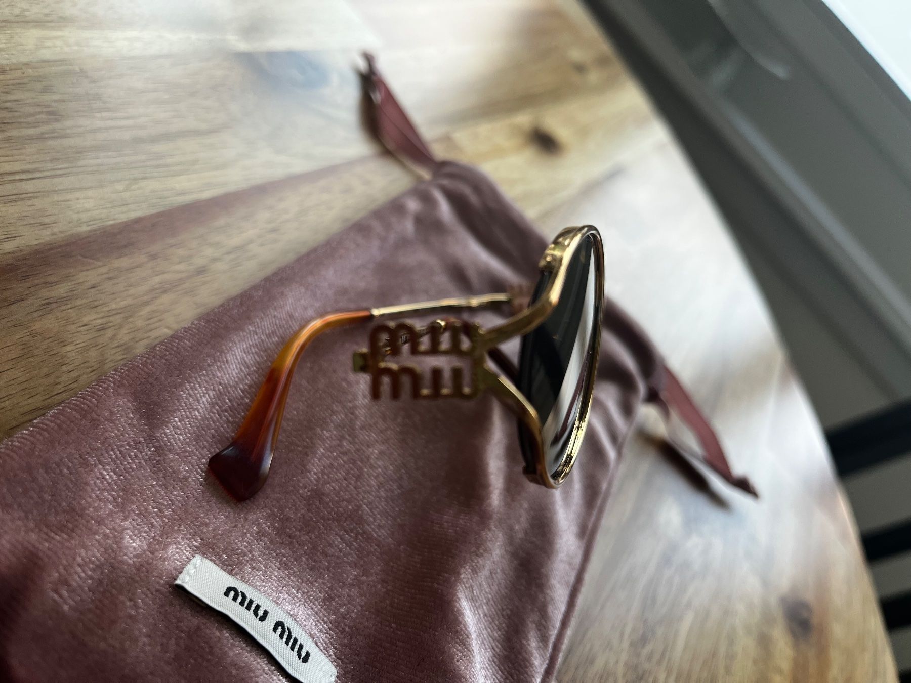 Miu Miu Brillen & Gläser: Miu Miu Sonnenbrille – Neu und originalverpackt aus Brugg AG von bjh6 2