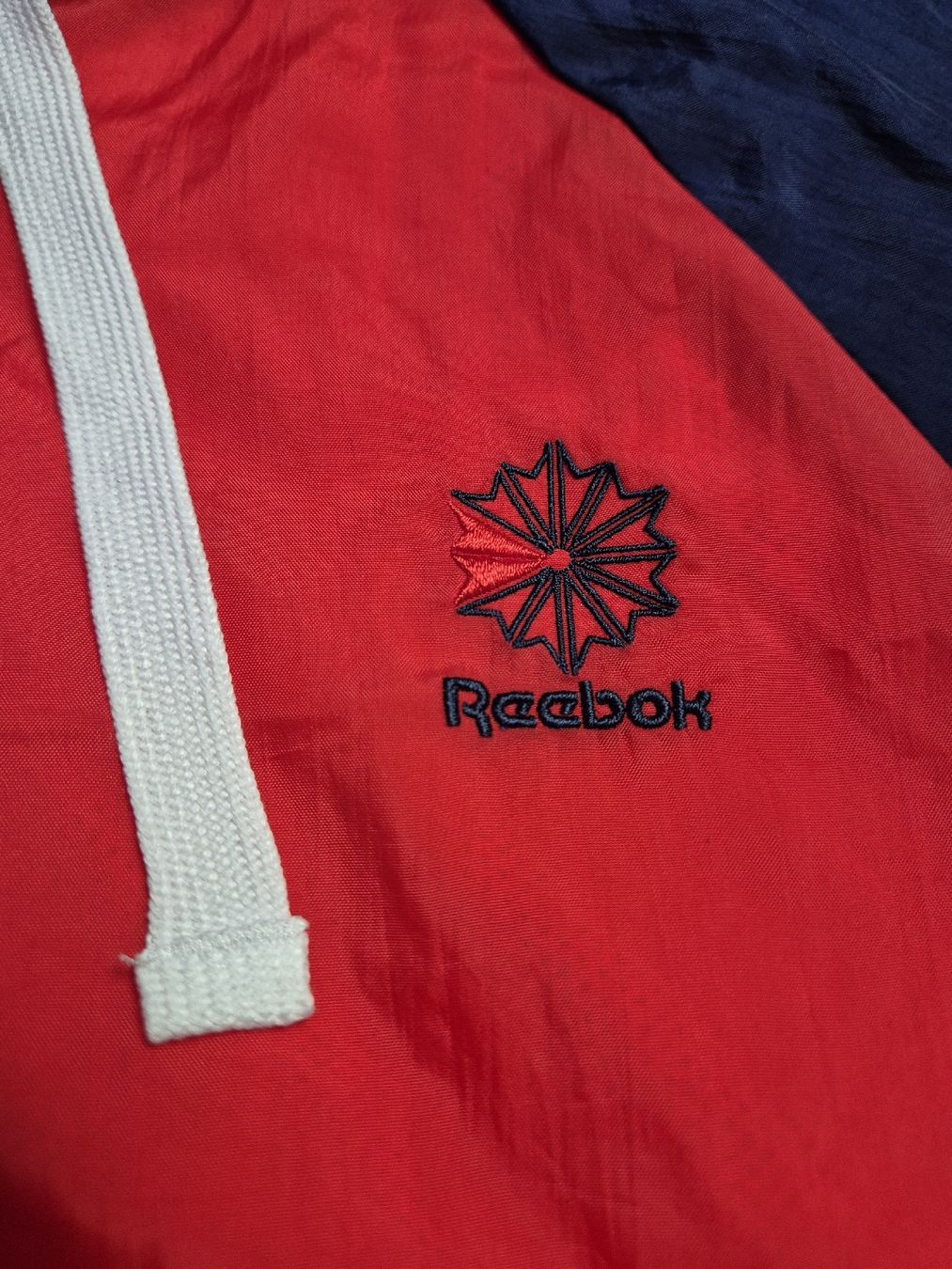 Reebok Giacche: Reebok Classic Jacke Grösse M Herren – Nuovo (secondo la descrizione) da St. Gallen venduto da CaliSunshine 2