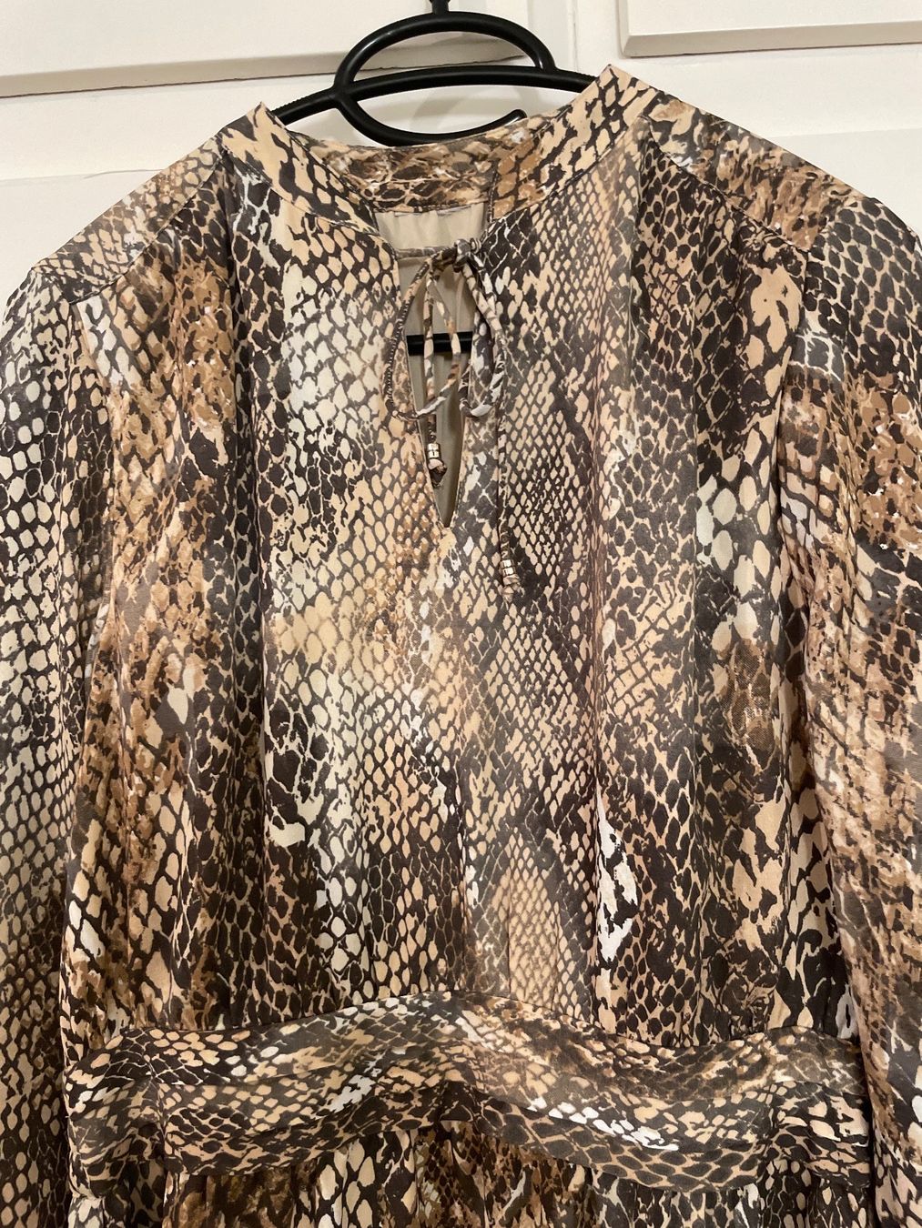 H&M Vestiti: Kleid – Nuovo (secondo la descrizione) da Sursee venduto da Alyel 2