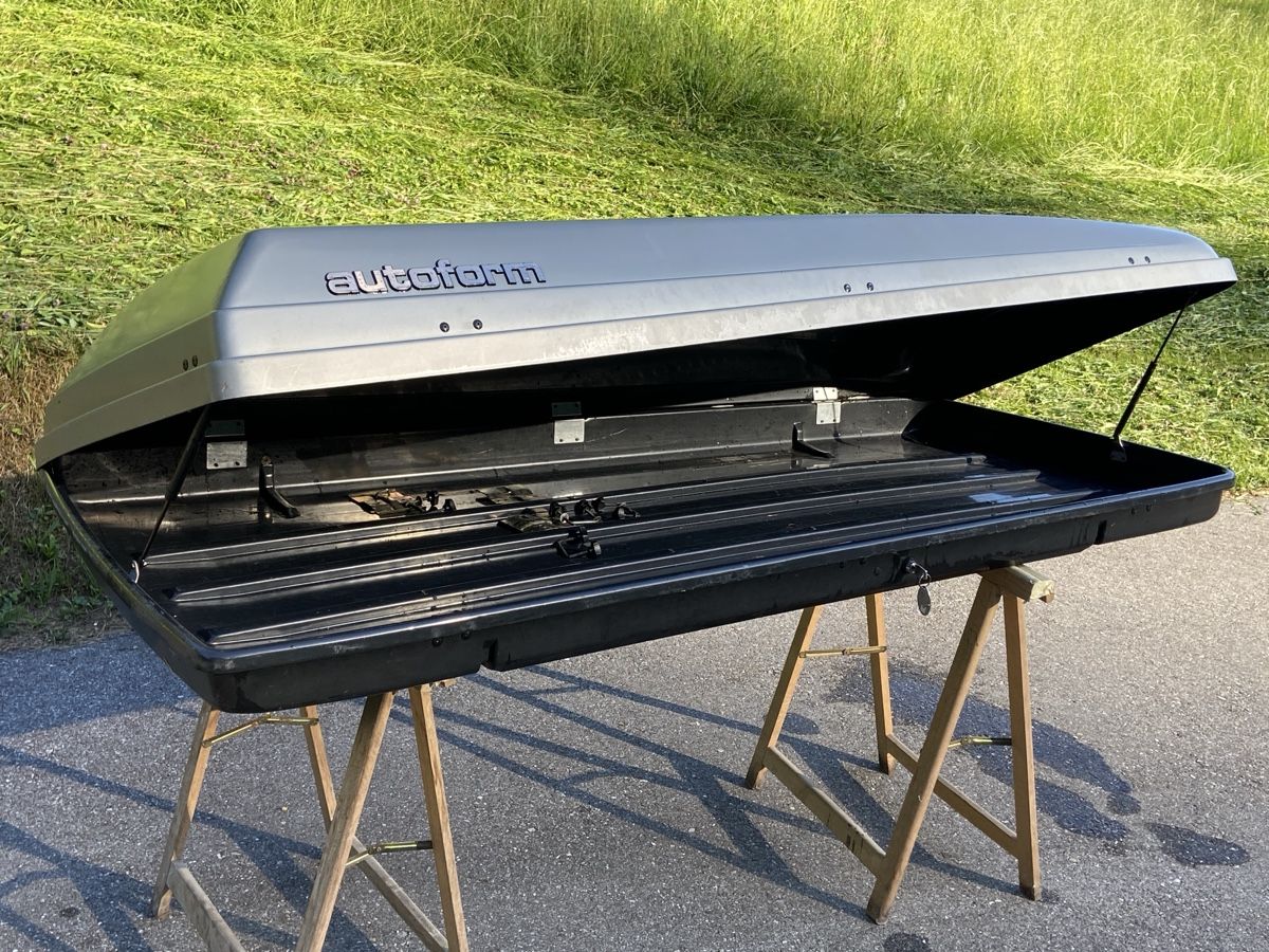 Coffres de toit: Dachbox Autoform 2.2m Länge – D'occasion à Oberfrittenbach par haribo132 1