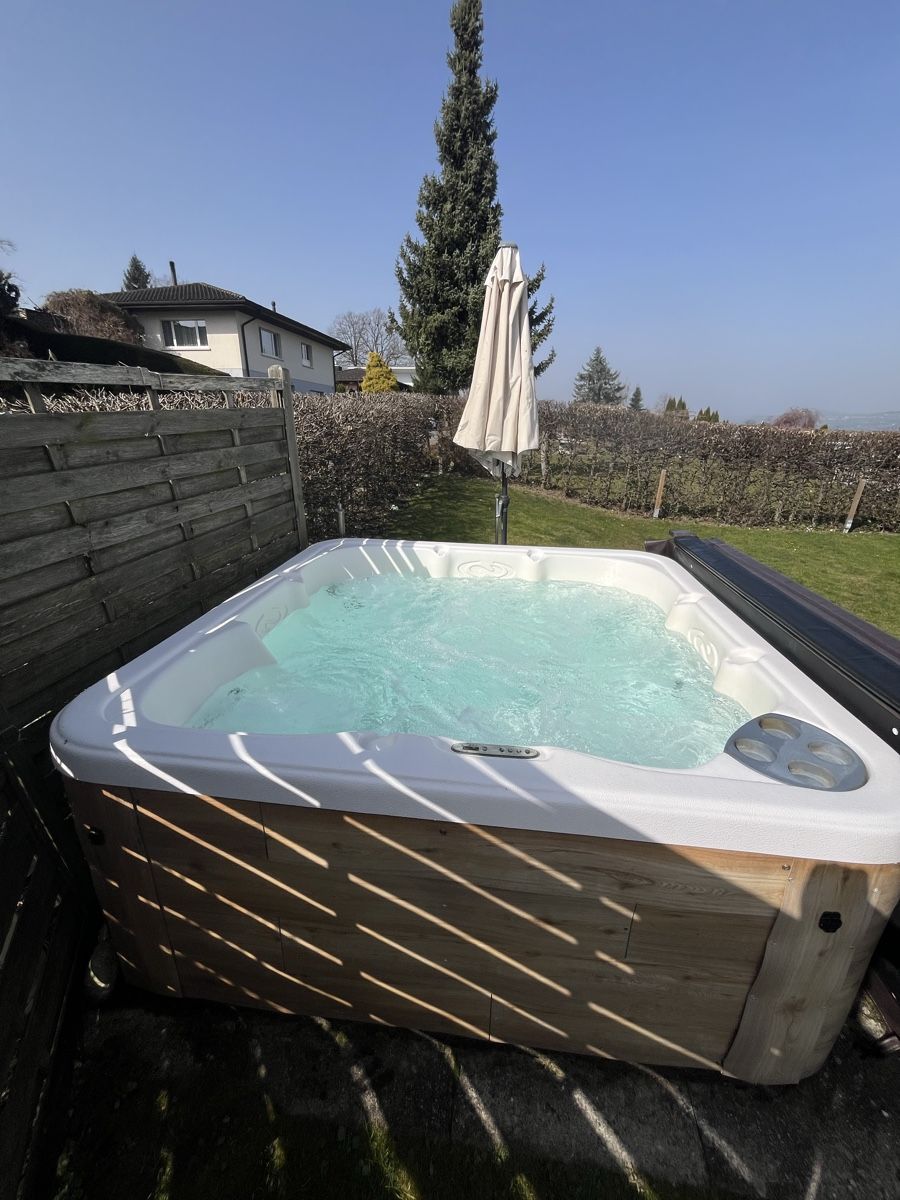 Whirlpool: Gebrauchter Whirlpool  – Gebraucht aus Neuenkirch von dabu80 2