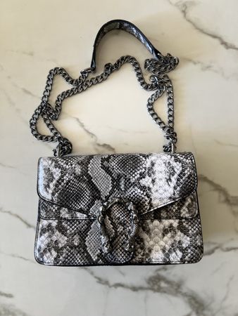Schicke Schlangenhaut-Tasche mit Kette, Top Zustand!