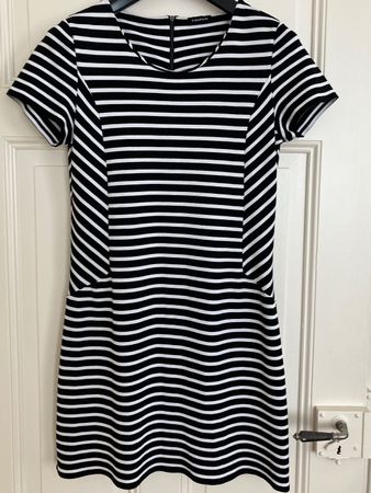 Lässiges Jersey Kleid Gr 44 TAIFUN
