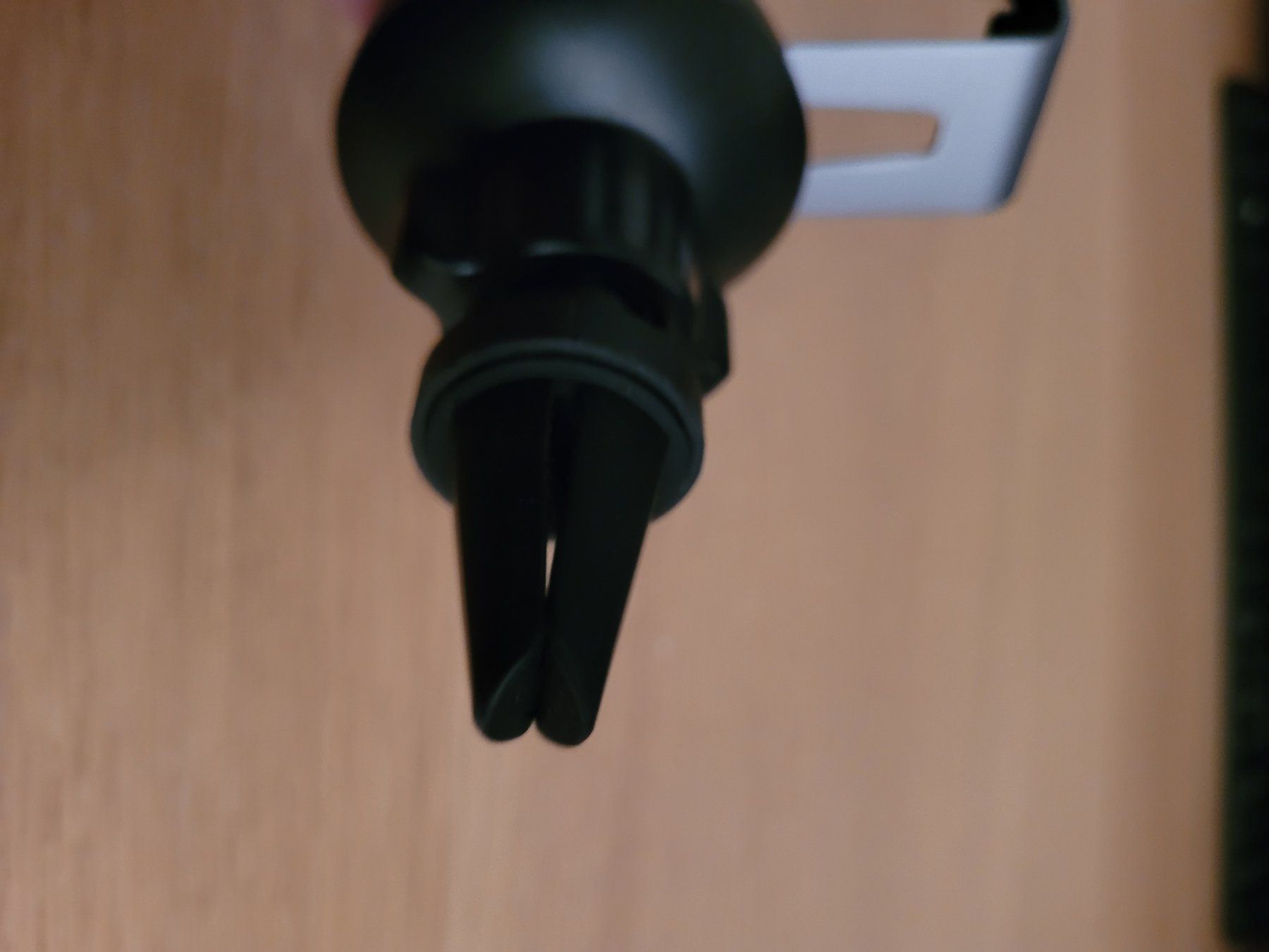 Ugreen Staffe: Ugreen Auto Handyhalterung – Usato da Uster venduto da 13smiley13 4