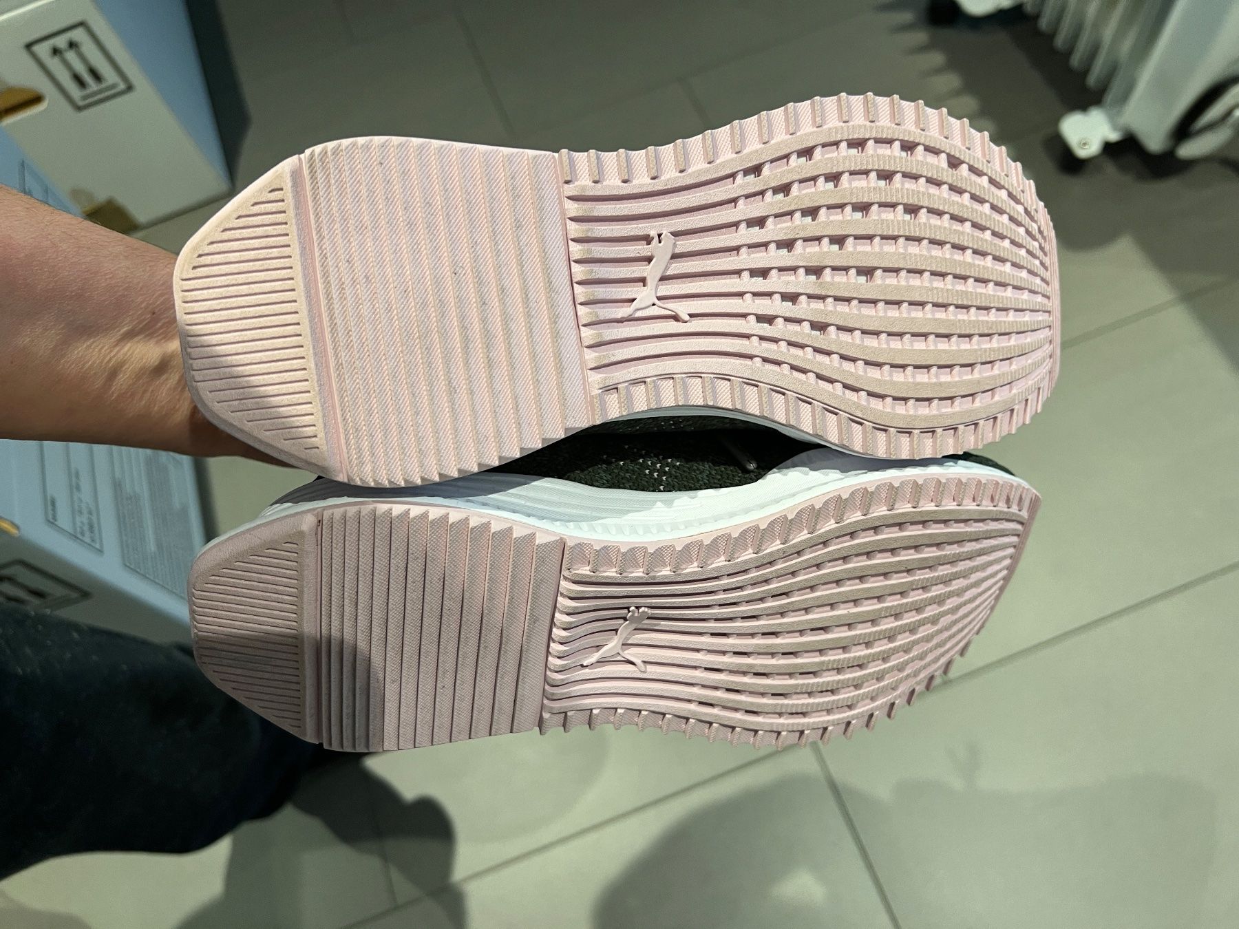 Puma Scarpe da donna: Puma gr. 37 – Nuovo (secondo la descrizione) da Ehrendingen venduto da Nr.7 2