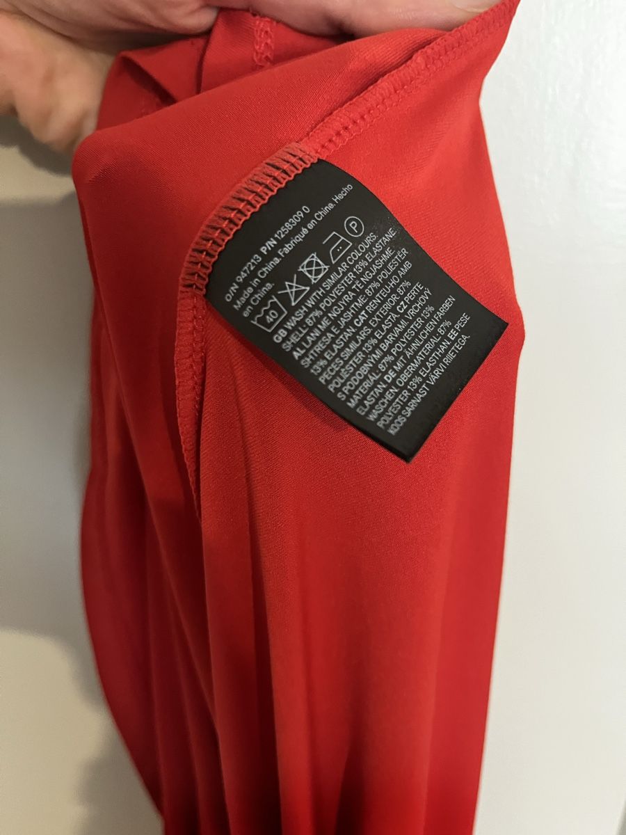 H&M Vestiti: Rotes Kleid von H&M – Usato da Opfikon venduto da acoaee 4