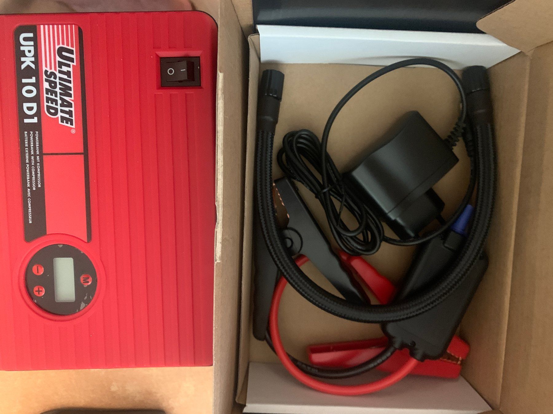 Caricabatterie: Powerbank mit Kompressor, Starthilfe (Ultimate Speed) – Nuovo e nell'imballaggio originale da Zürich venduto da Mobberhund 2