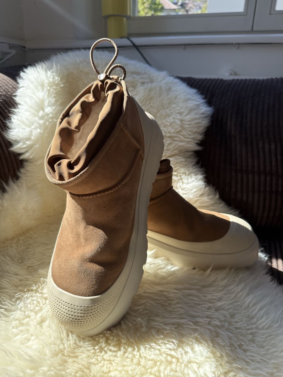 Ugg Scarpe da uomo: UGG Classis Hybrid Boot Size 45 – Nuovo (secondo la descrizione) da Biel/Bienne venduto da lichterhoh 1