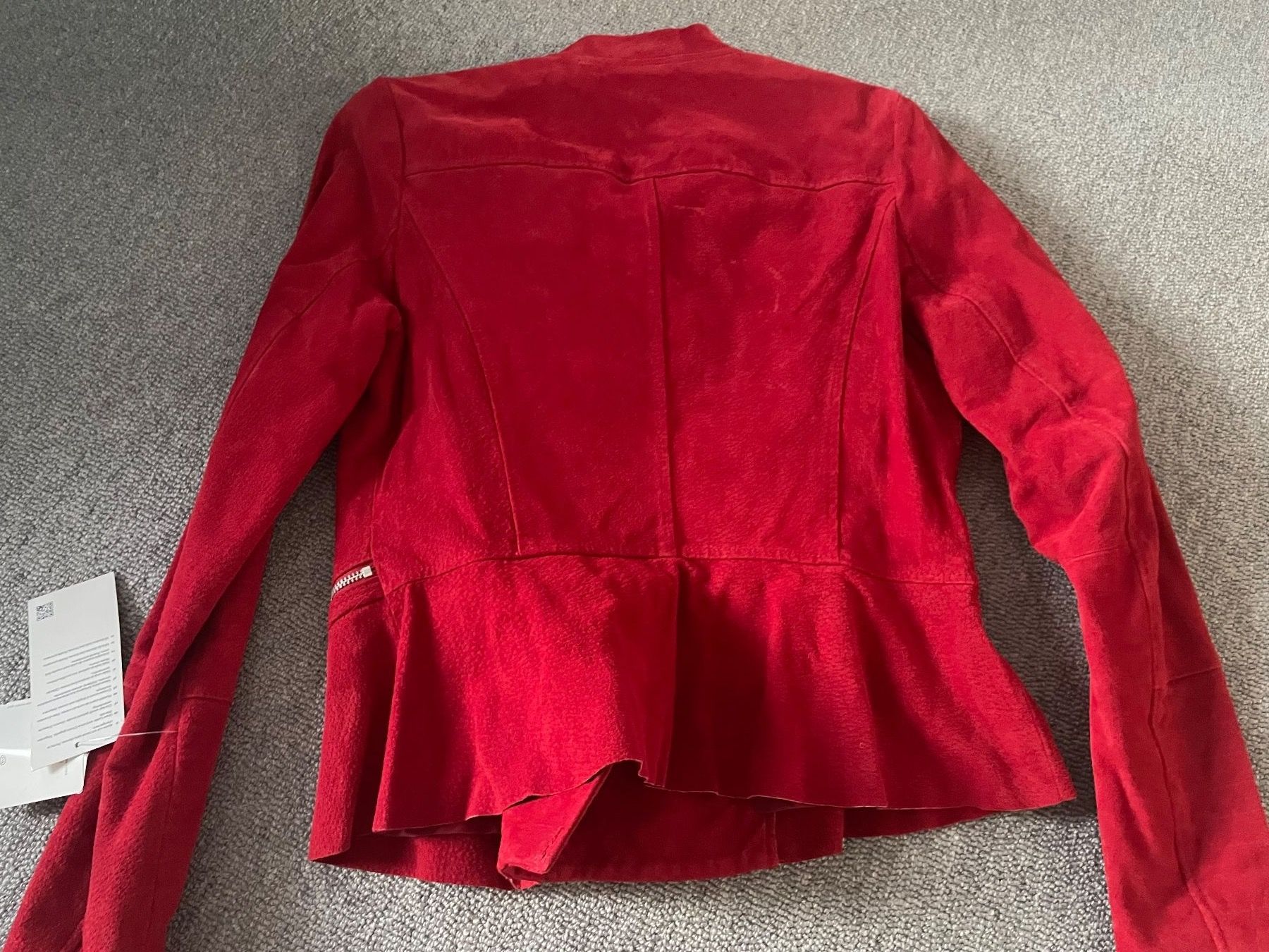 C&A Giacche: Rote Wildlederjacke Grösse M neu – Nuovo e nell'imballaggio originale da Münchenstein venduto da nel_57mj 8