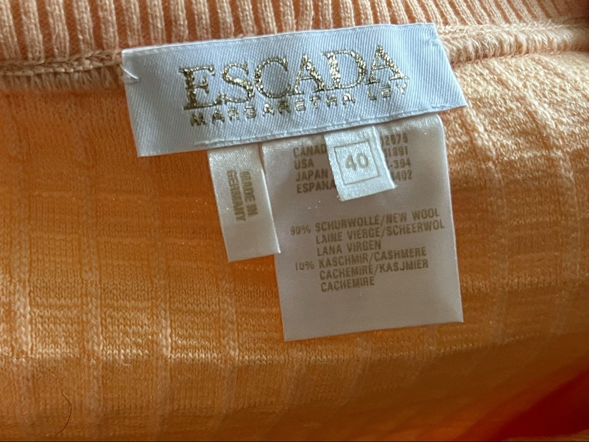 Escada Giacche: Escada Strickjacke rosa Grösse 40  – Usato da Zürich venduto da daki81 2
